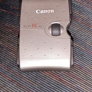 Canon ultra compact binoculars
